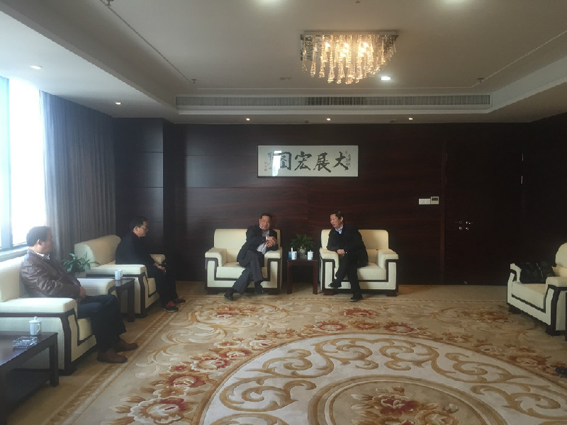 六安市裕安区委书记陈社教一行到访曙光.jpg